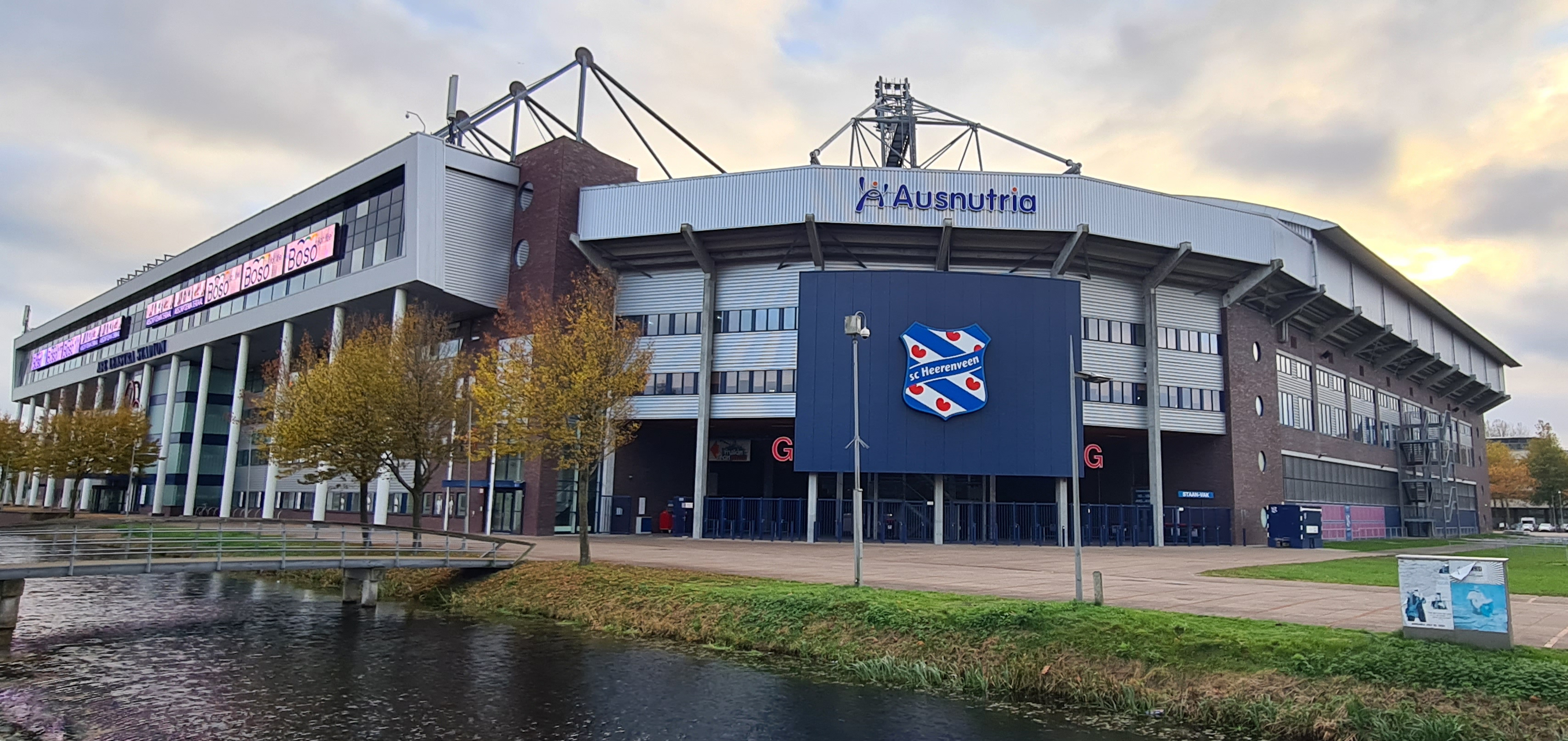 Aanklager betaald voetbal stelt vooronderzoek in